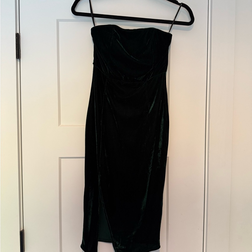 Lulu's Strapless Dark Green Velvet Dress - Picture 3 of 4